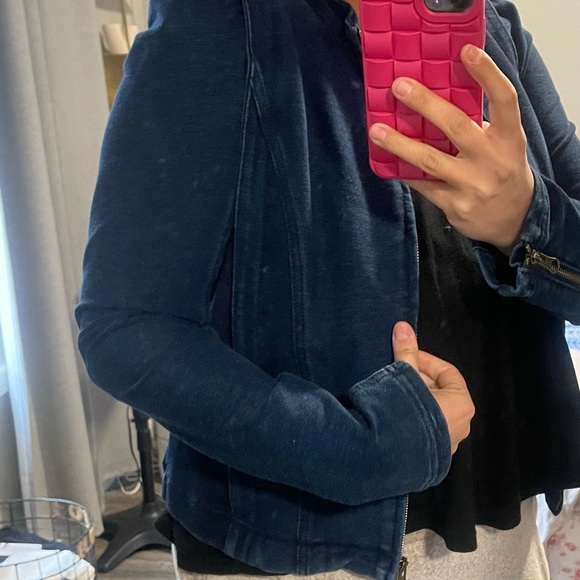 Pilcro denim jacket! Brand new! - Picture 4 of 6
